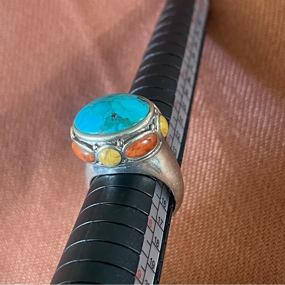 Silver ring with beautiful turquoise and Multi Stones - Picture 2 of 6